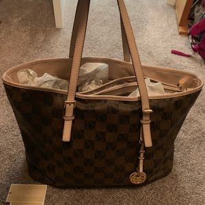Mk tote